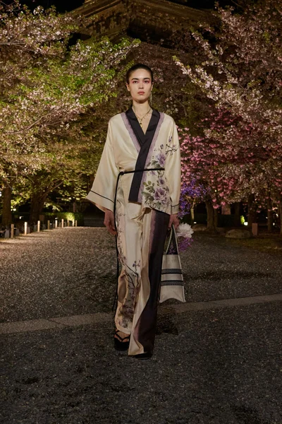 Look 51